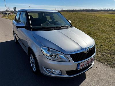 Gebraucht Skoda Fabia Ambition 86 PS (63 kW) 2014 Silber Kleinwagen