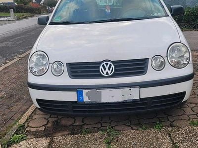 Weiß Gebraucht 2002 VW Polo Kleinwagen | 3.800 € (Etwas zu teuer)