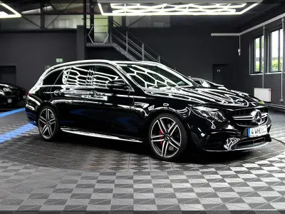 Gebraucht Mercedes E63S AMG AMG 612 PS (450 kW) 2019 Schwarz Limousine