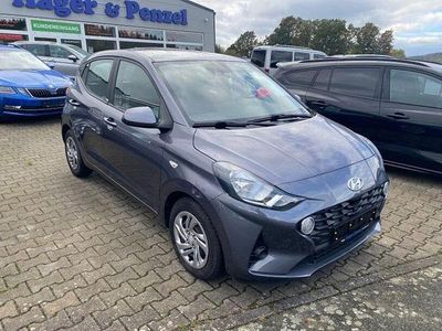 Grau Gebraucht 2020 Hyundai i10 Select Kleinwagen | 11.990 €