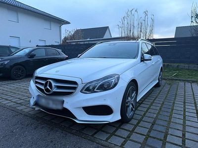 Weiß Gebraucht 2015 Mercedes E300 Kombi | 15.500 € (Etwas zu teuer)