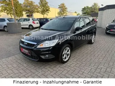 Gebraucht Ford Focus Titanium 101 PS (74 kW) 2010 Silber Limousine