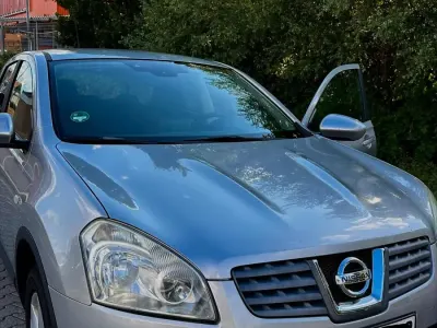 Gebraucht Nissan Qashqai 150 PS (110 kW) 2008 Silber SUV