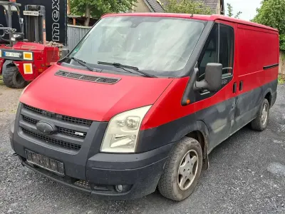 Gebraucht Ford Transit 86 PS (63 kW) 2007 Rot Van