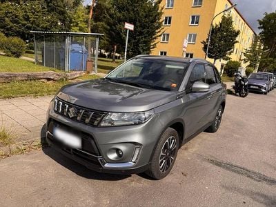 Second-hand Suzuki Vitara 129 CP (94 kW) 2020 Gri SUV