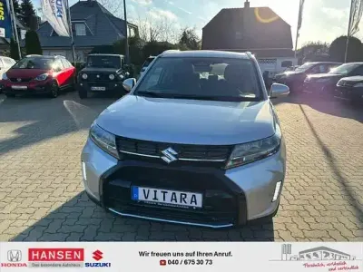 Neu Suzuki Vitara Comfort+ 129 PS (94 kW) 2026 Silber SUV