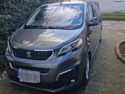 Peugeot Traveller