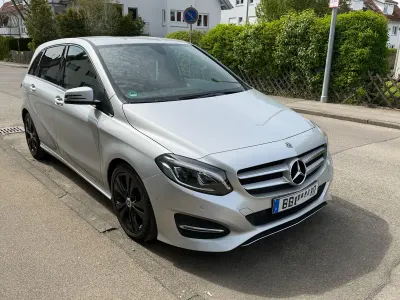 Gebraucht Mercedes B180 Urban 109 PS (80 kW) 2015 Silber Van / Kleinbus