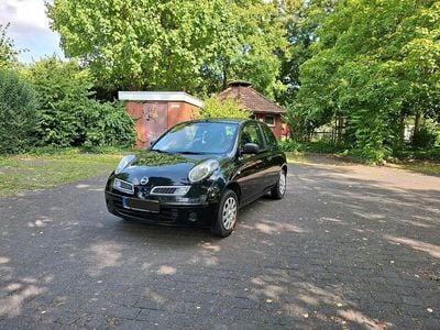 Gebraucht Nissan Micra 65 PS (47 kW) 2010 Schwarz Kleinwagen