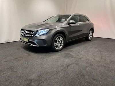 Mercedes GLA220