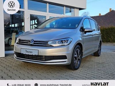 Gebraucht 2024 VW Touran Move Van / Kleinbus | 38.700 € (Etwas zu teuer)
