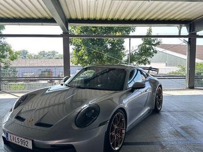 Porsche 992