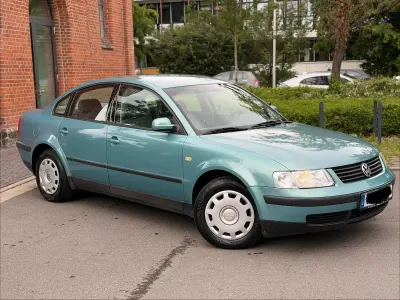 Gebraucht VW Passat 101 PS (74 kW) 1999 Grün Limousine
