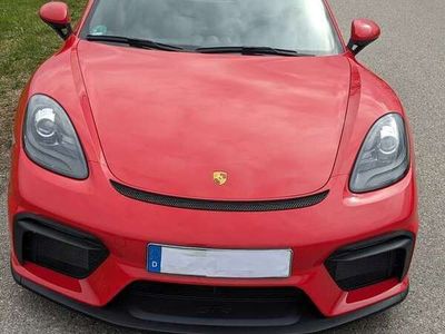 Porsche 718 Cayman GT4