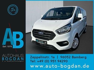 Weiß Gebraucht 2019 Ford Tourneo Custom Van | 30.690 € (Teuer)