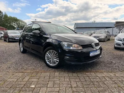 Gebraucht VW Golf VII Cup 122 PS (89 kW) 2014 Deep black perleffekt Limousine