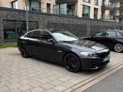 Gebraucht BMW 525 M Sport 204 PS (150 kW) 2011 Grau Limousine