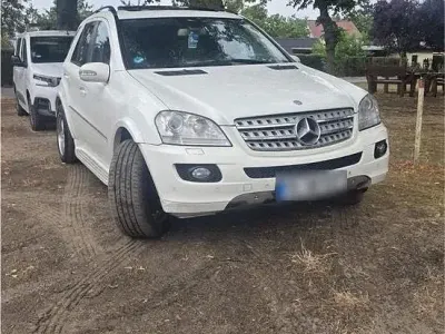 Gebraucht Mercedes ML320 224 PS (164 kW) 2008 Weiß SUV