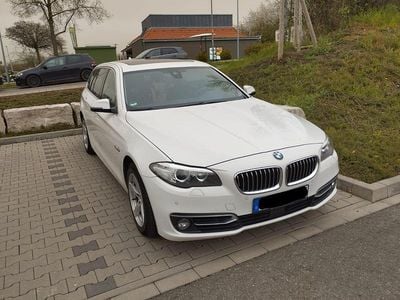 Gebraucht BMW 530 258 PS (189 kW) 2016 Weiß Kombi