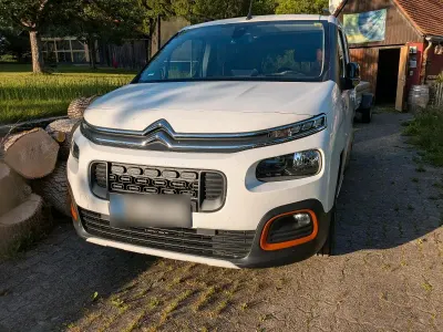 Gebraucht Citroën Berlingo Shine 131 PS (96 kW) 2021 Weiß Van / Kleinbus
