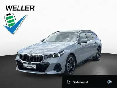 Gebraucht BMW i5 Comfort Edition 250 kW (340 PS) 2025 Brooklyn grau (grau) Kombi