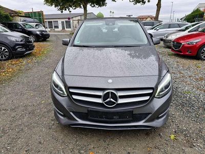 Mercedes B200