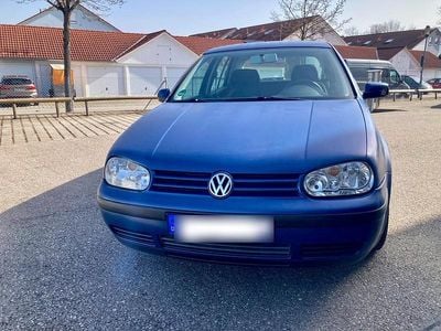 Gebraucht VW Golf IV Edition 75 PS (55 kW) 2001 Blau Kleinwagen