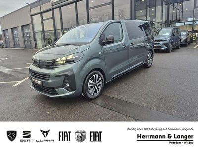 Neu Peugeot Traveller Active 181 PS (133 kW) 2025 Grün Van / Kleinbus