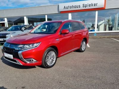 Gebraucht Mitsubishi Outlander P-HEV Plus 224 PS (164 kW) 2019 Dynamik rot (d) SUV