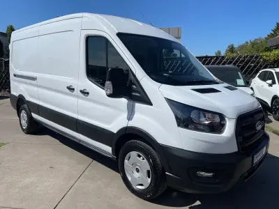 Used Ford Transit 131 HP (96 kW) 2025 White Minivan