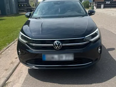 Gebraucht VW Taigo Edition 150 PS (110 kW) 2023 Schwarz SUV