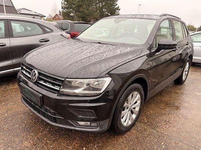 Second-hand VW Tiguan Trendline 125 CP (91 kW) 2018 Negru SUV