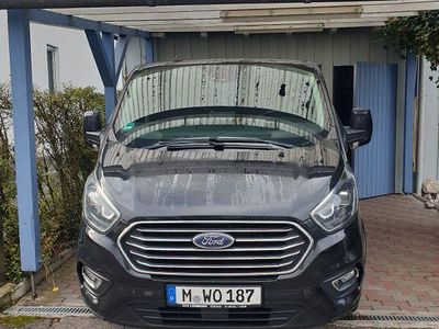 Schwarz Gebraucht 2020 Ford Tourneo Titanium Van / Kleinbus | 27.500 € (Etwas zu teuer)