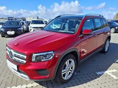 Gebraucht Mercedes GLB200 243 PS (178 kW) 2023 Rot (metallic) SUV