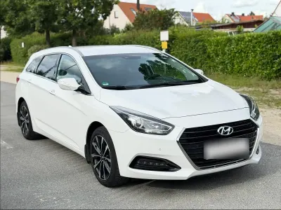 Gebraucht Hyundai i40 140 PS (102 kW) 2017 Weiß Kombi