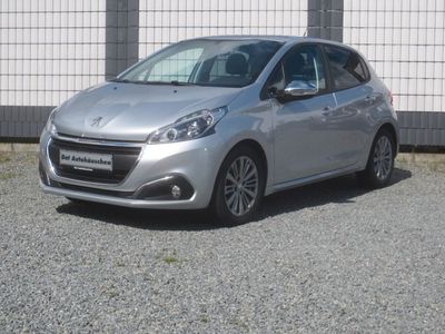 gebraucht Peugeot 208 Style Navi, Klimaautomatik-2 Zonen