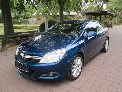 Gebraucht Opel Astra Cosmo 150 PS (110 kW) 2010 Blau Kombi