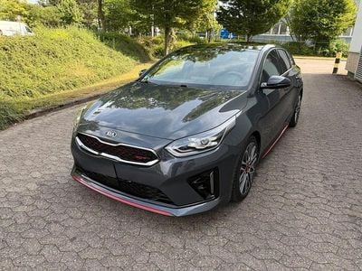 Kia ProCeed GT