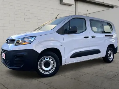 Gebraucht Citroën e-Berlingo 102 PS (75 kW) 2022 Weiß Van / Kleinbus