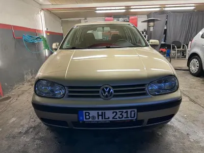 Gebraucht VW Golf IV Basis 101 PS (74 kW) 2001 Beige Limousine