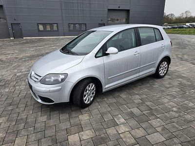 Gebraucht VW Golf IV Comfortline 102 PS (75 kW) 2005 Reflexsilber metallic Kleinwagen