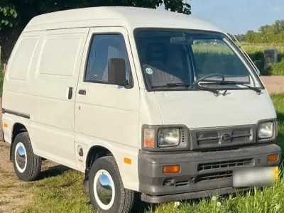 Gebraucht Daihatsu Hijet 35 PS (25 kW) 1997 Weiß Van / Kleinbus