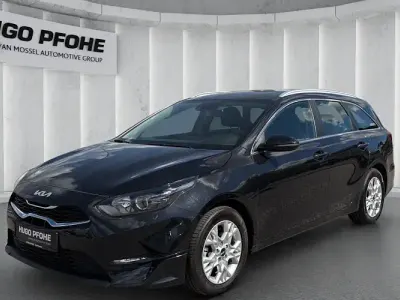 Gebraucht Kia Ceed Vision 120 PS (88 kW) 2023 Schwarz Kleinwagen