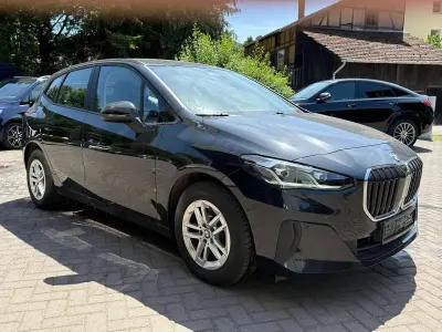 Gebraucht BMW 220 170 PS (125 kW) 2023 Black sapphire metallic Coupé