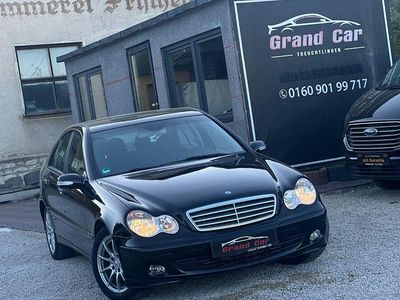 Usata Mercedes C200 122 CV (89 kW) 2005 Nero Berlina