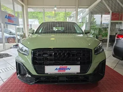 Gebraucht Audi Q2 S-line plus 190 PS (139 kW) 2022 Grün SUV