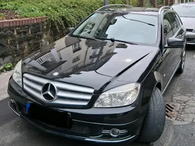 Gebraucht Mercedes C200 Avantgarde 184 PS (135 kW) 2009 Schwarz Kombi