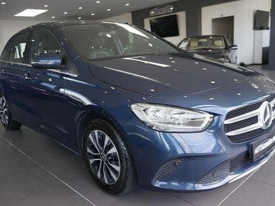 Gebraucht Mercedes B180 116 PS (85 kW) 2020 Blau Van / Kleinbus