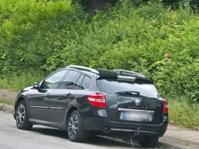 Gebraucht Renault Laguna III 170 PS (125 kW) 2008 Schwarz Kombi