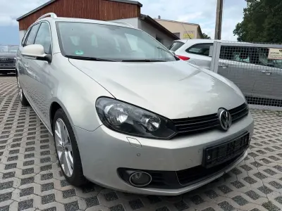 Gebraucht VW Golf VI Style 122 PS (89 kW) 2010 Silber Kleinwagen